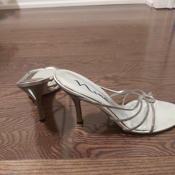 Nina silver and metallic high heels - Picture 4 of 5
